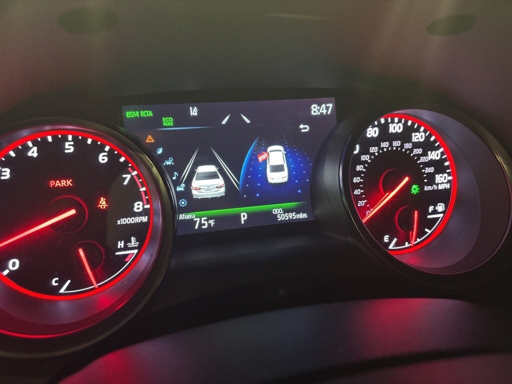 2023 Toyota Camry XSE photo 3