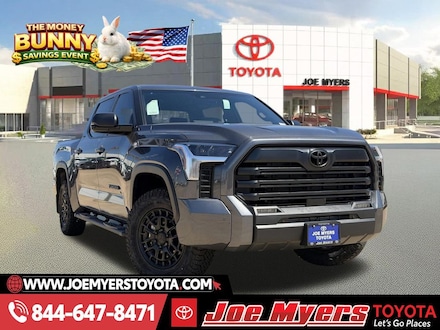 2026 Toyota Tundra SR5 Truck CrewMax