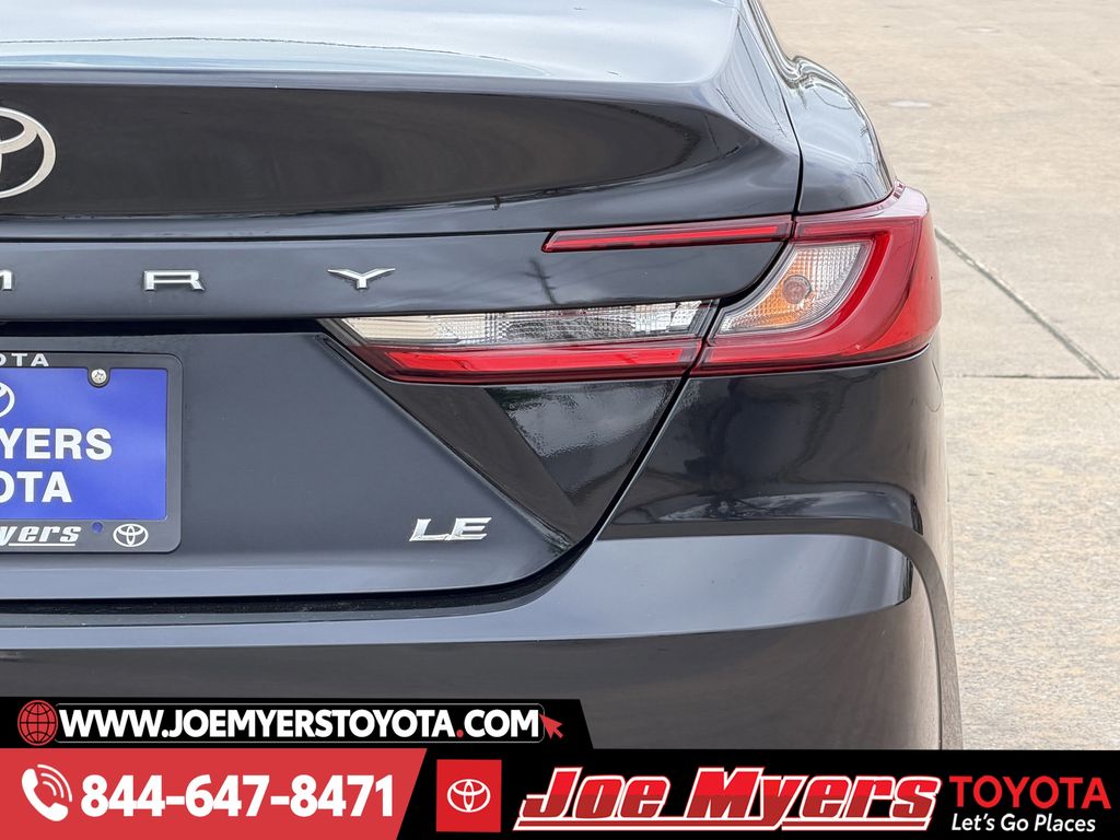 Used 2025 Midnight Black Metallic Toyota LE image 9