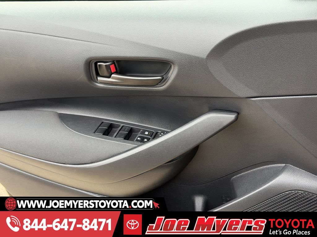 Used 2025 Midnight Black Metallic Toyota LE image 25