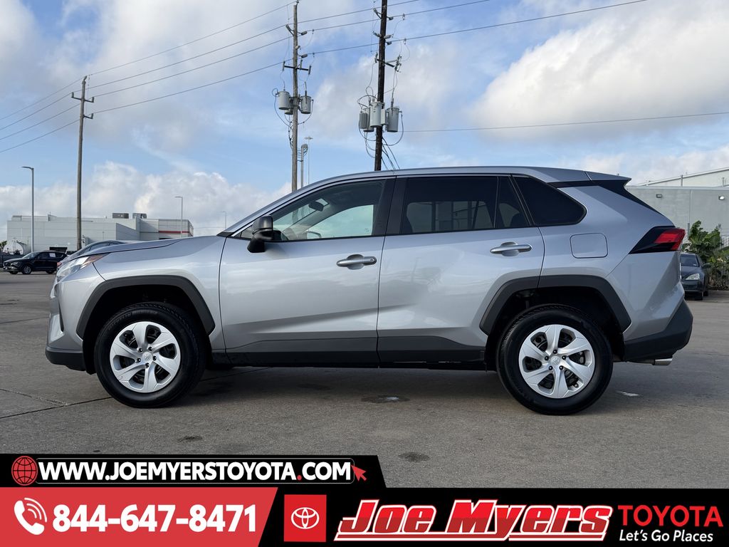 Used 2025 Silver Sky Metallic Toyota LE image 6