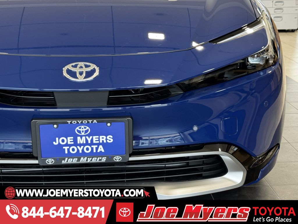 New 2026 Reservoir Blue Toyota XSE image 10