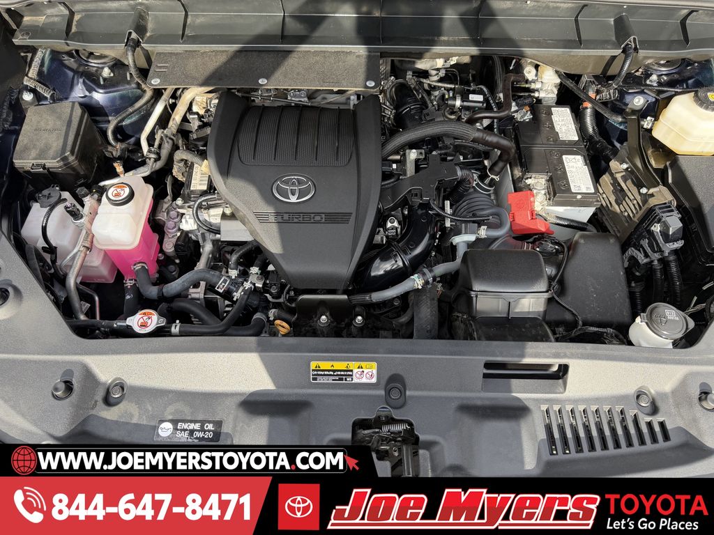 Used 2025 Blueprint Toyota LE image 31