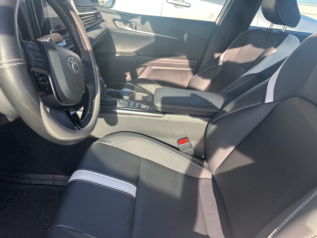 Used 2025 Toyota Camry SE Sedan