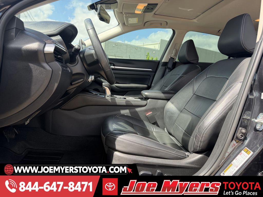 Used 2022 Storm Blue Metallic Nissan 2.5 SL image 27