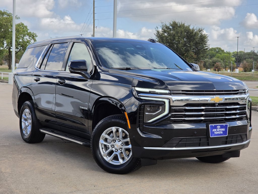 Used 2025 Black Chevrolet LT image 2