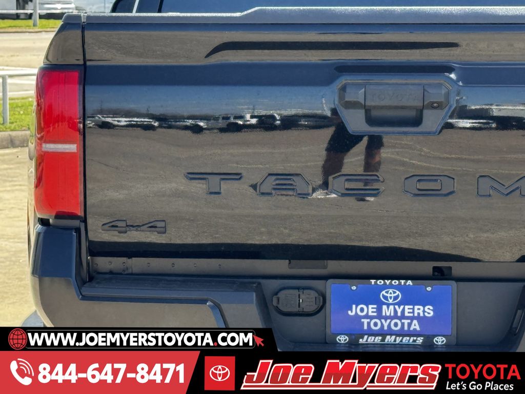 New 2026 Black Toyota SR5 image 10