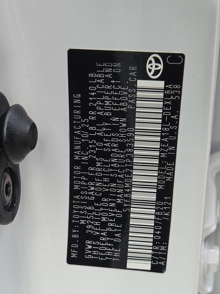 Used 2026 Ice Toyota LE image 30