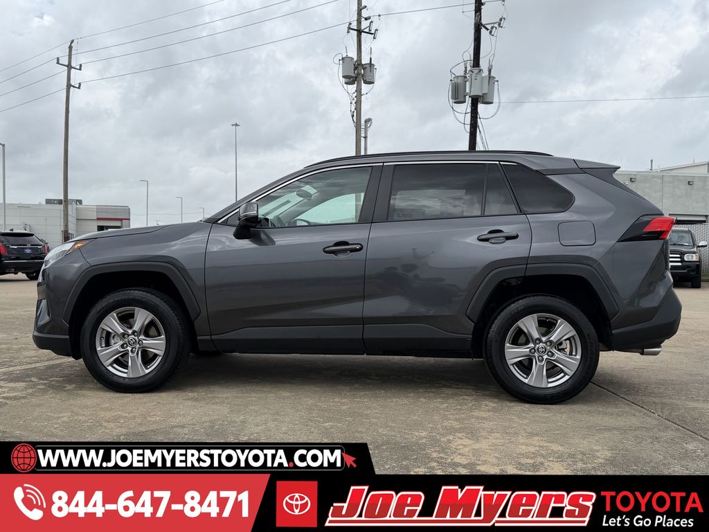 Used 2025 Magnetic Gray Metallic Toyota XLE image 6