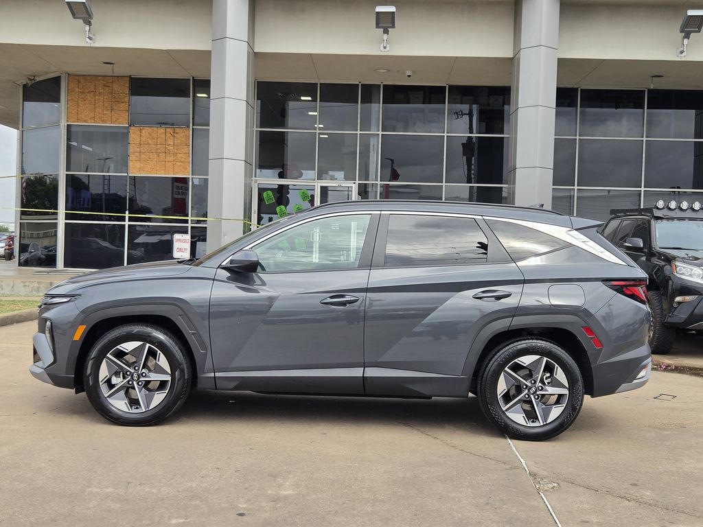 Used 2026 Ecotronic Gray Hyundai SEL image 6
