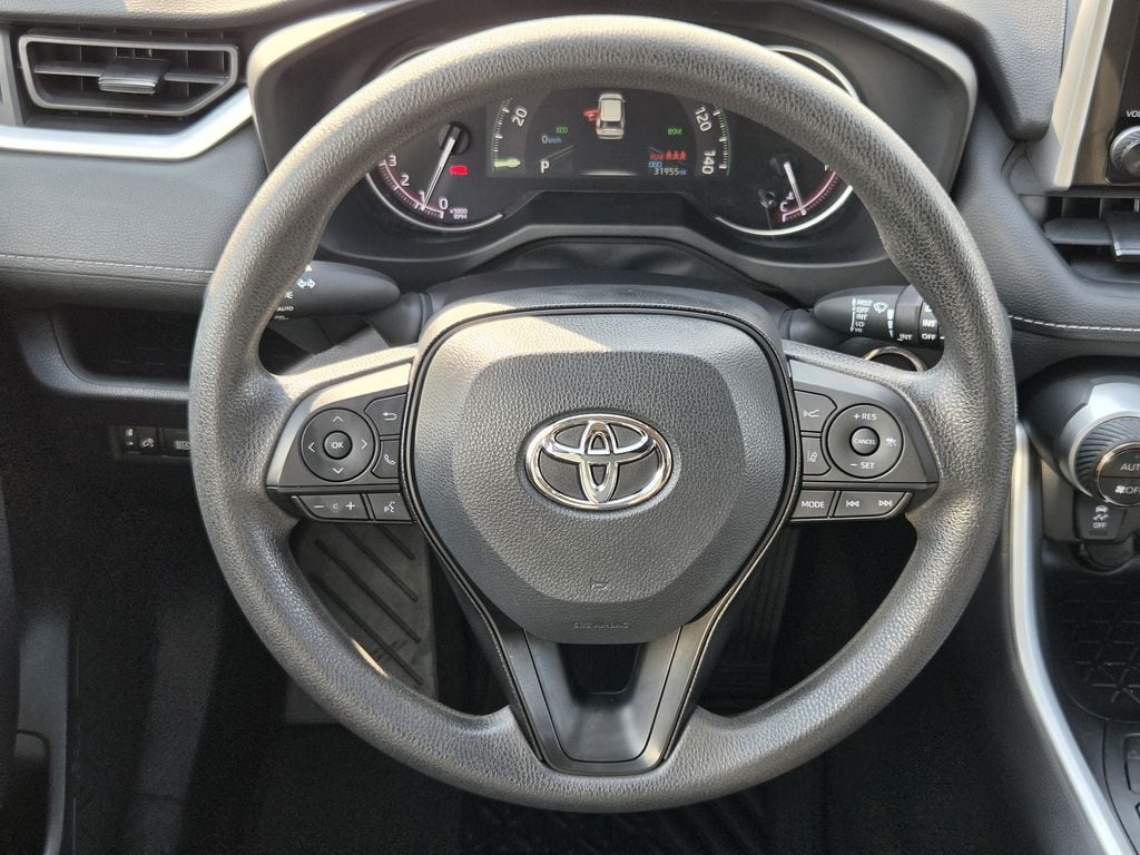 Used 2025 Silver Sky Metallic Toyota XLE image 15