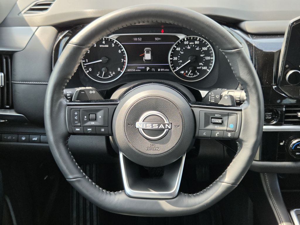 Used 2025 Super Black Nissan SL image 14