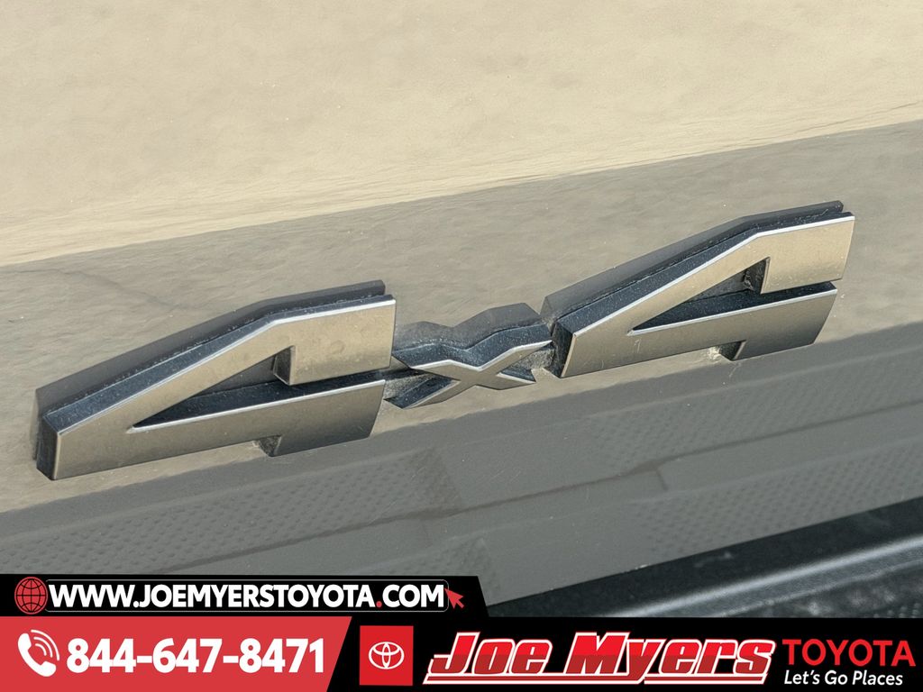 Used 2025 Underground Toyota SR5 image 11