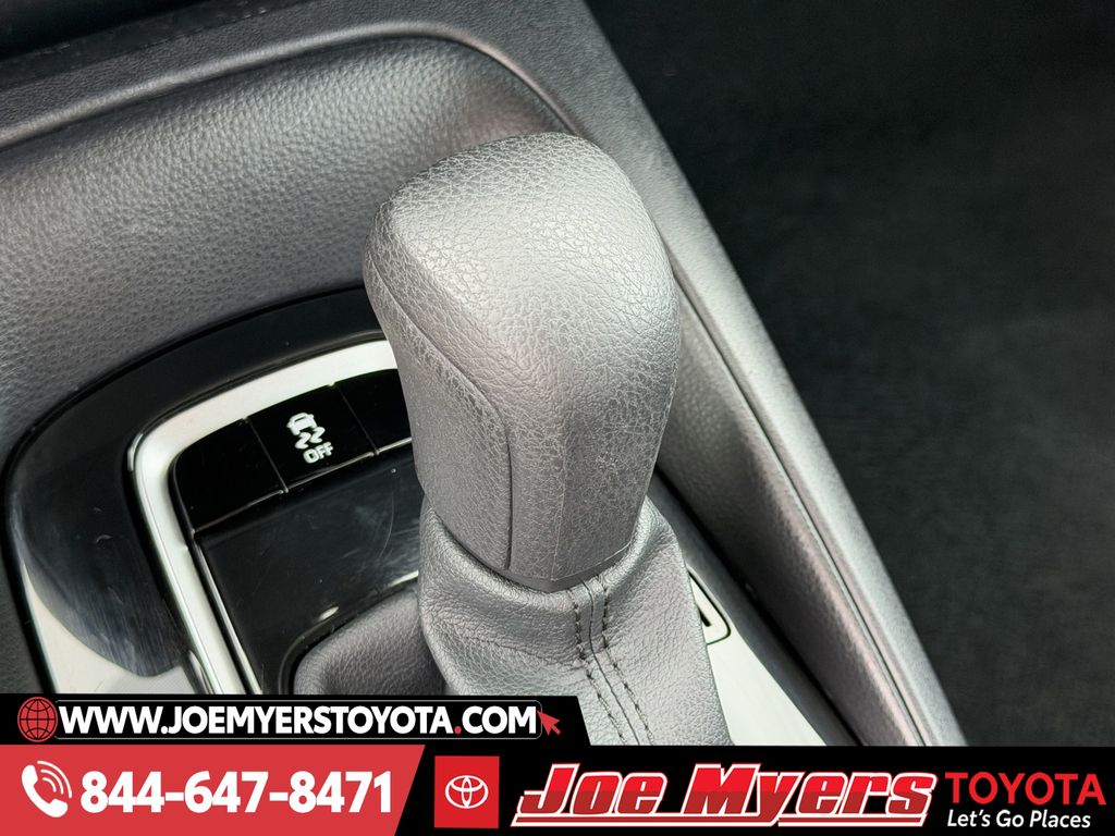 Used 2025 Midnight Black Metallic Toyota LE image 21