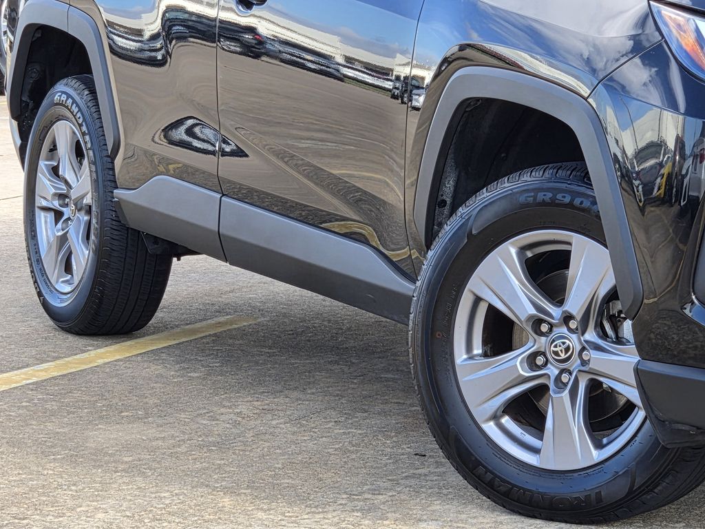 Used 2025 Midnight Black Metallic Toyota XLE image 12