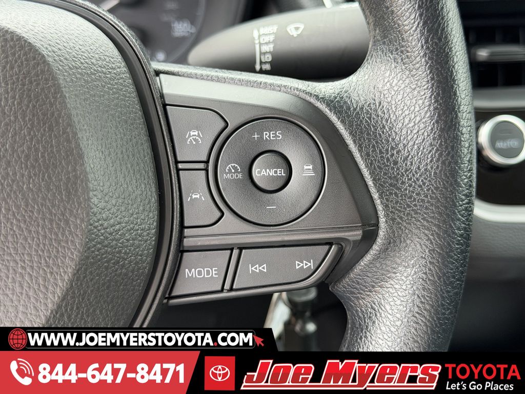 Used 2025 Midnight Black Metallic Toyota LE image 22