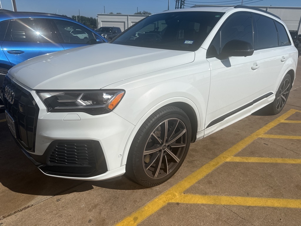 2023 Audi SQ7 Premium Plus's photo
