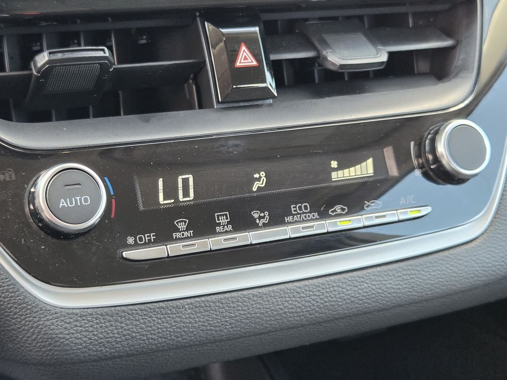 Used 2025 Underground Toyota LE image 20