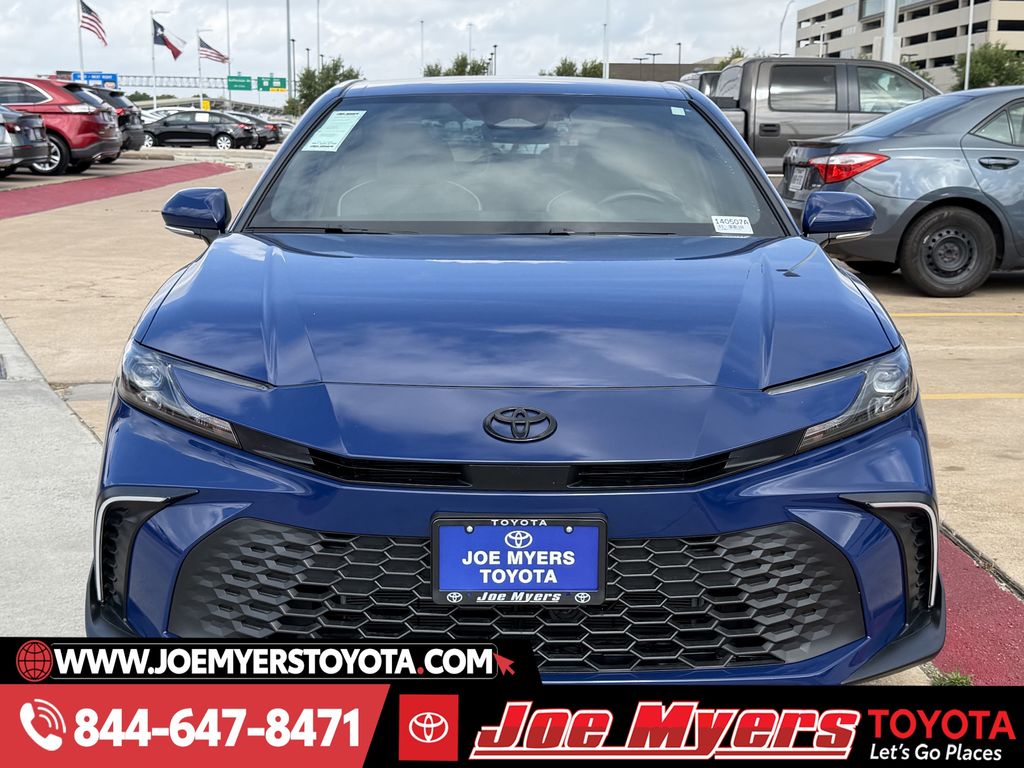 Used 2025 Reservoir Blue Toyota SE image 3