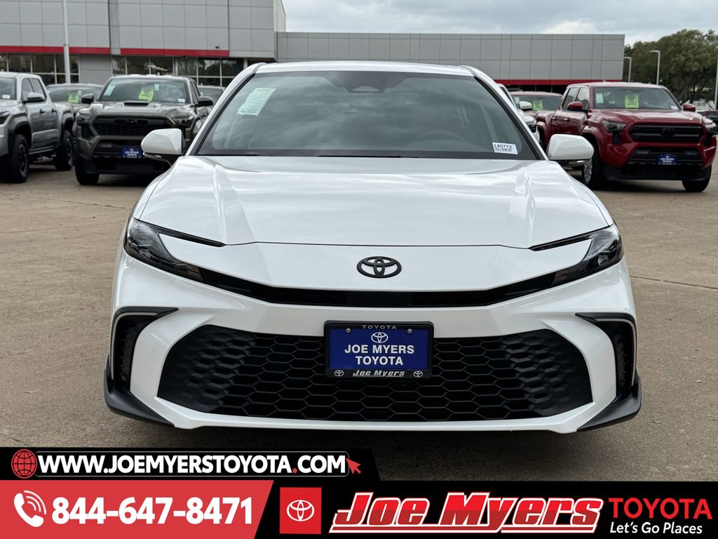 New 2026 Ice Cap Toyota SE image 3