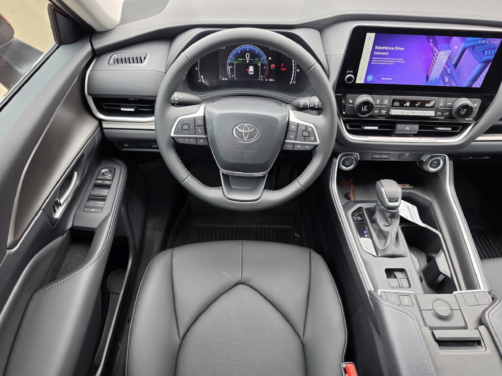 New 2026 Ruby Flare Pearl Toyota XLE image 13