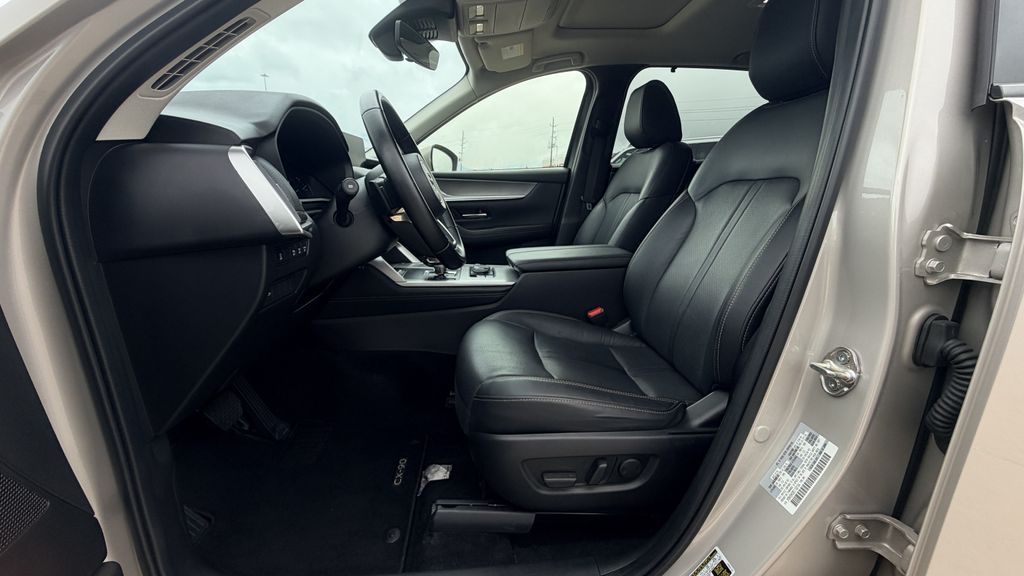 2025 Mazda CX-90 Preferred Package - Photo 28