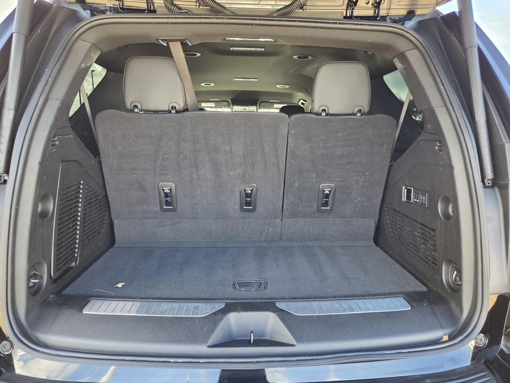 Used 2025 Onyx Black GMC Denali image 29