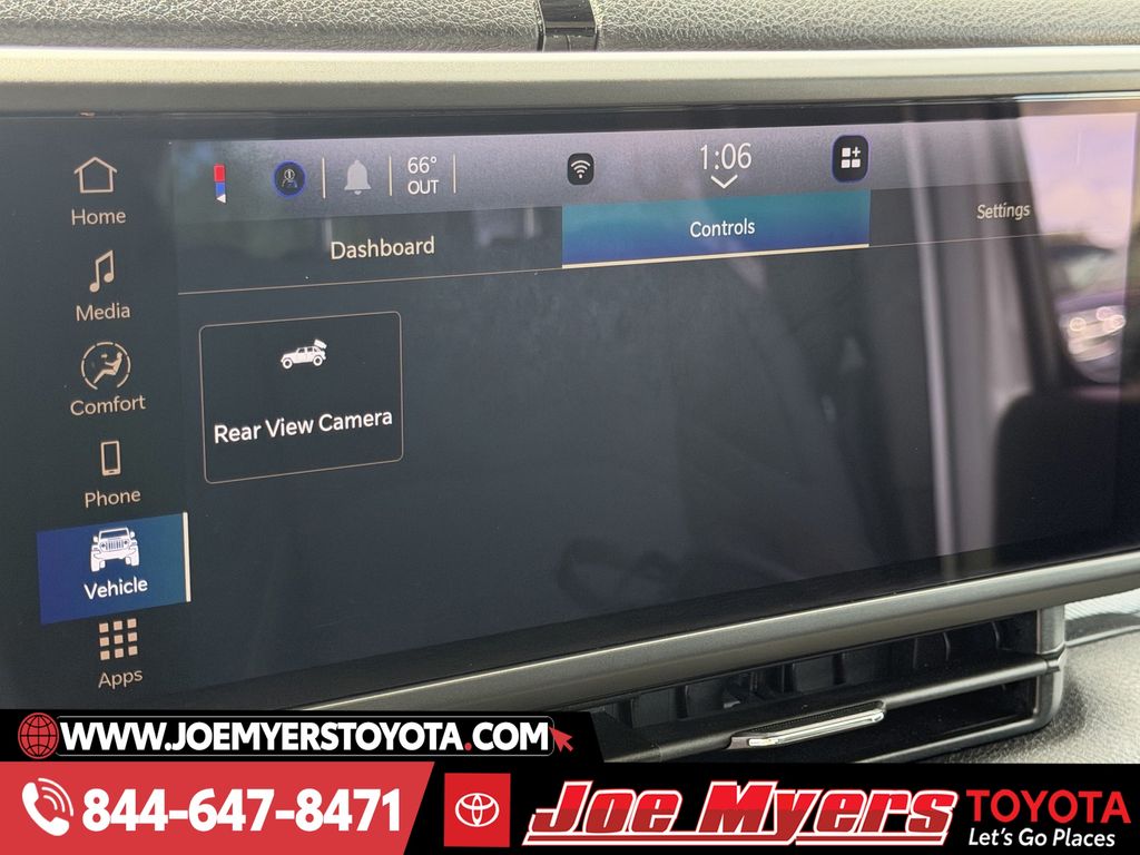 Used 2024 Bright White Clearcoat Jeep Sport S image 17