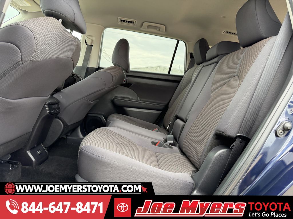 Used 2025 Blueprint Toyota LE image 29