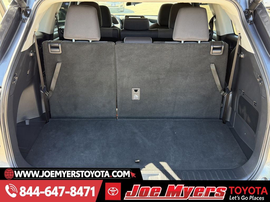 Used 2025 Magnetic Gray Metallic Toyota LE image 30