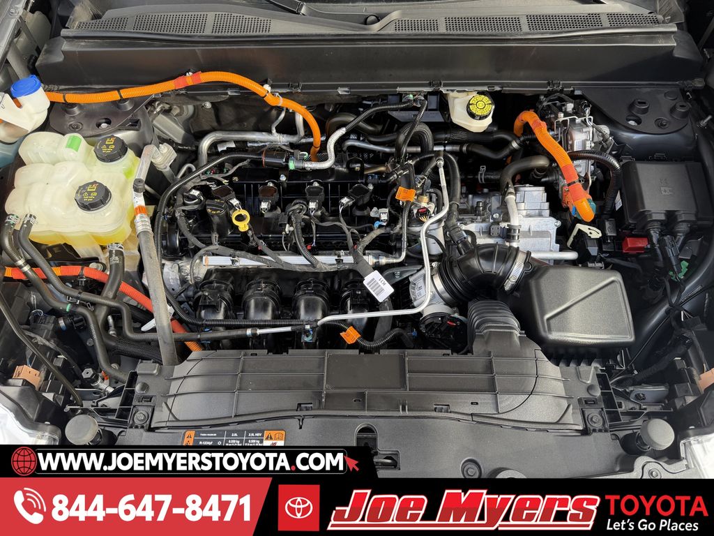 Used 2024 Carbonized Gray Metallic Ford XLT image 31