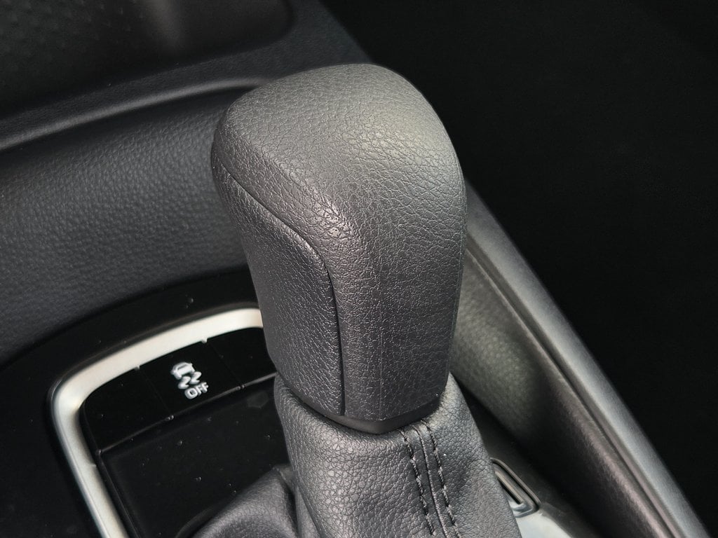 Used 2026 Ice Toyota LE image 21