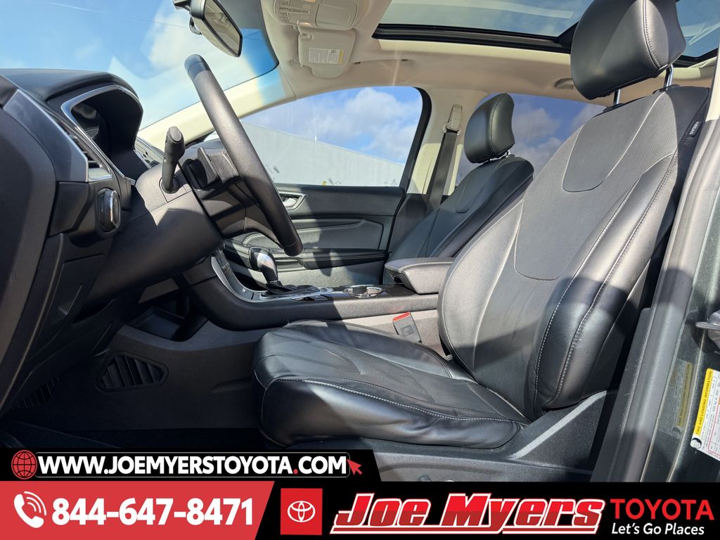 Used 2015 Guard Metallic Ford Titanium image 27