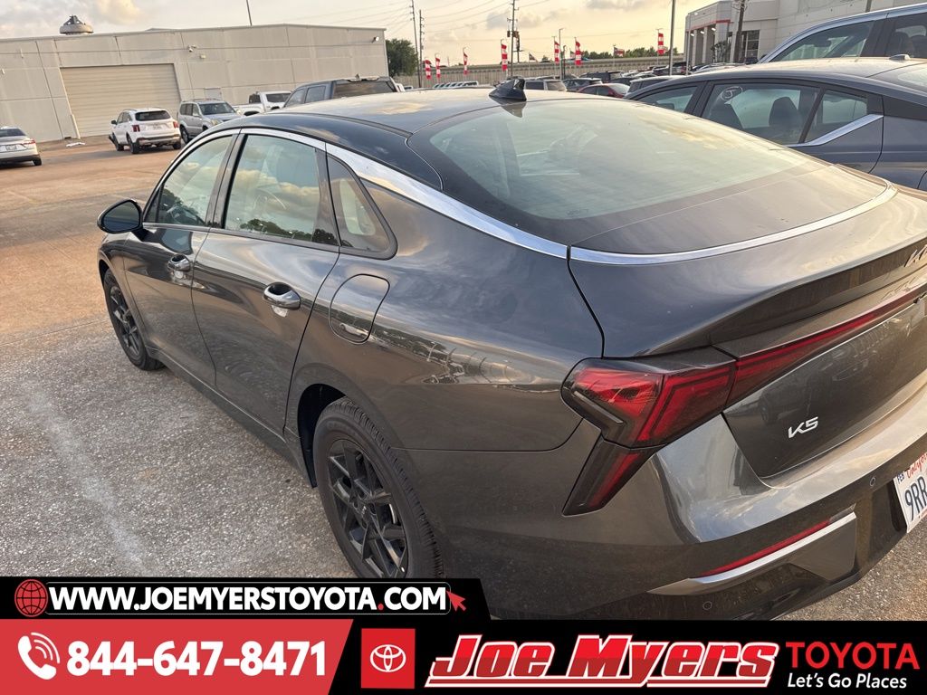 Used 2025 Interstellar Gray Kia LXS image 4