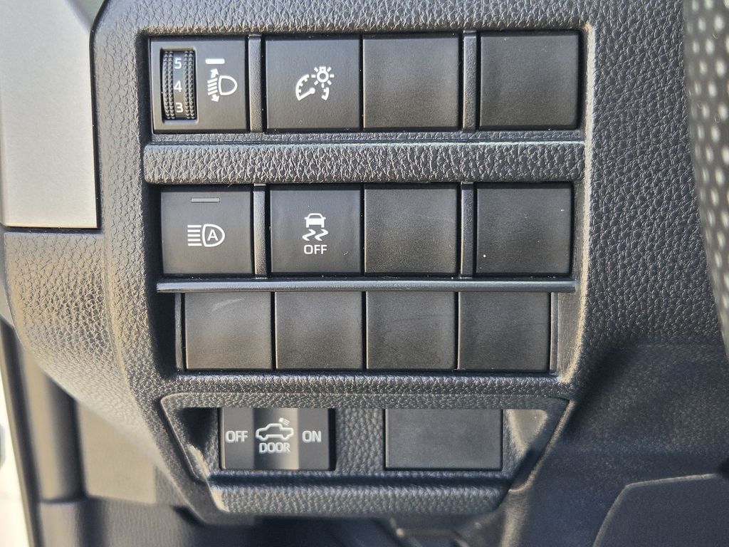 Used 2025 Ice Toyota SR5 image 24