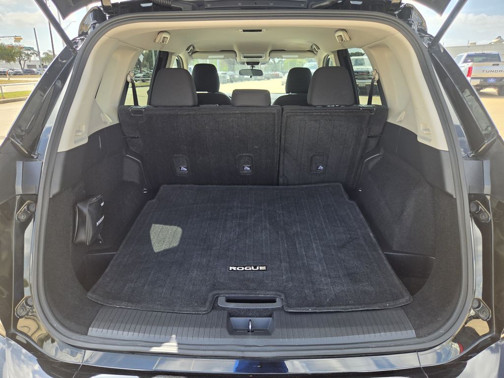 Used 2025 Super Black Nissan S image 28