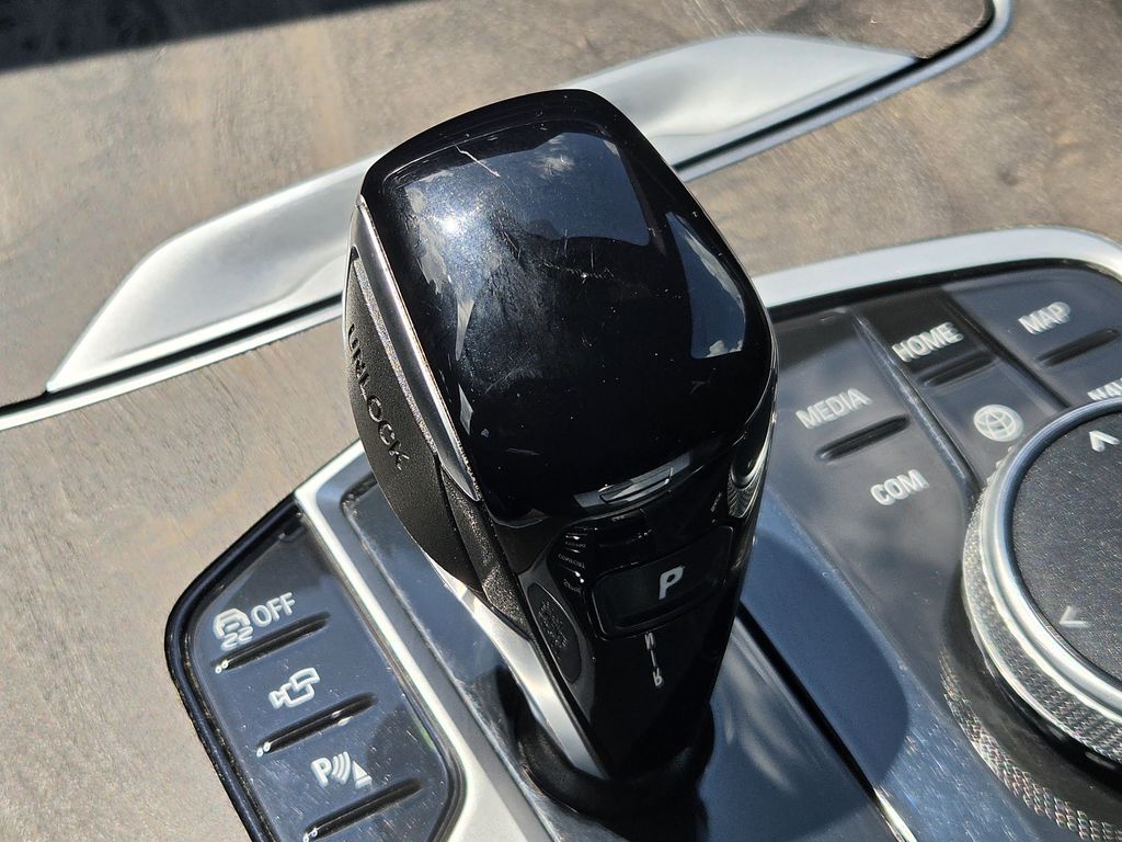 Used 2023 Black Sapphire Metallic BMW sDrive40i image 20