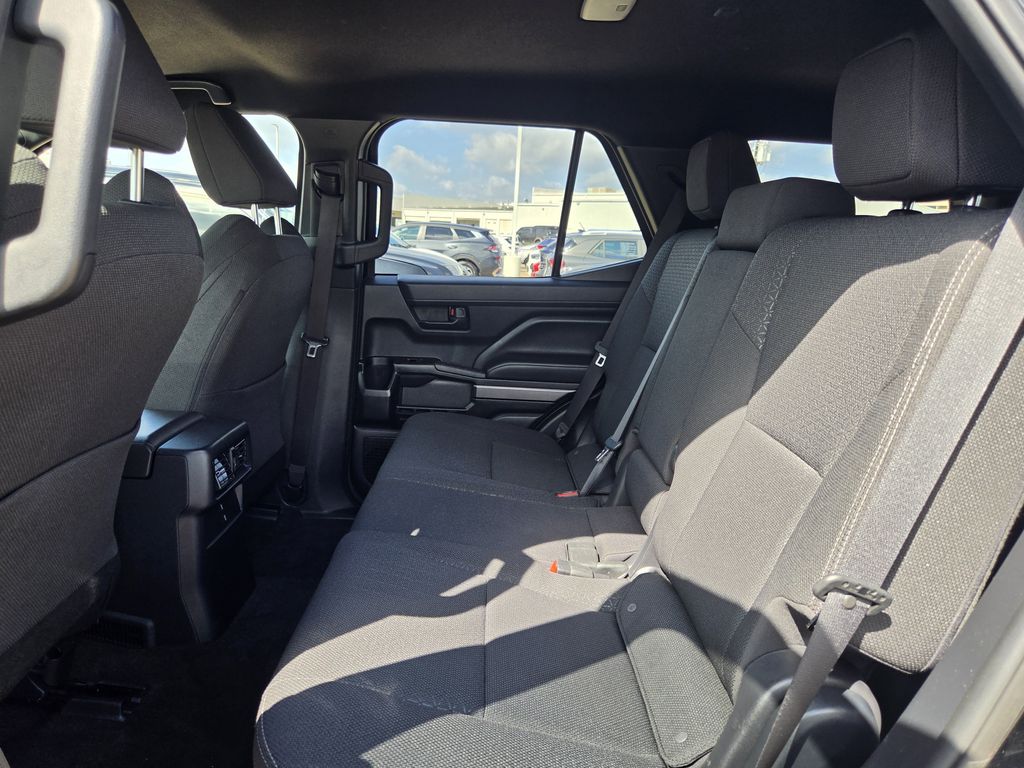 Used 2025 Silver Toyota SR5 image 27