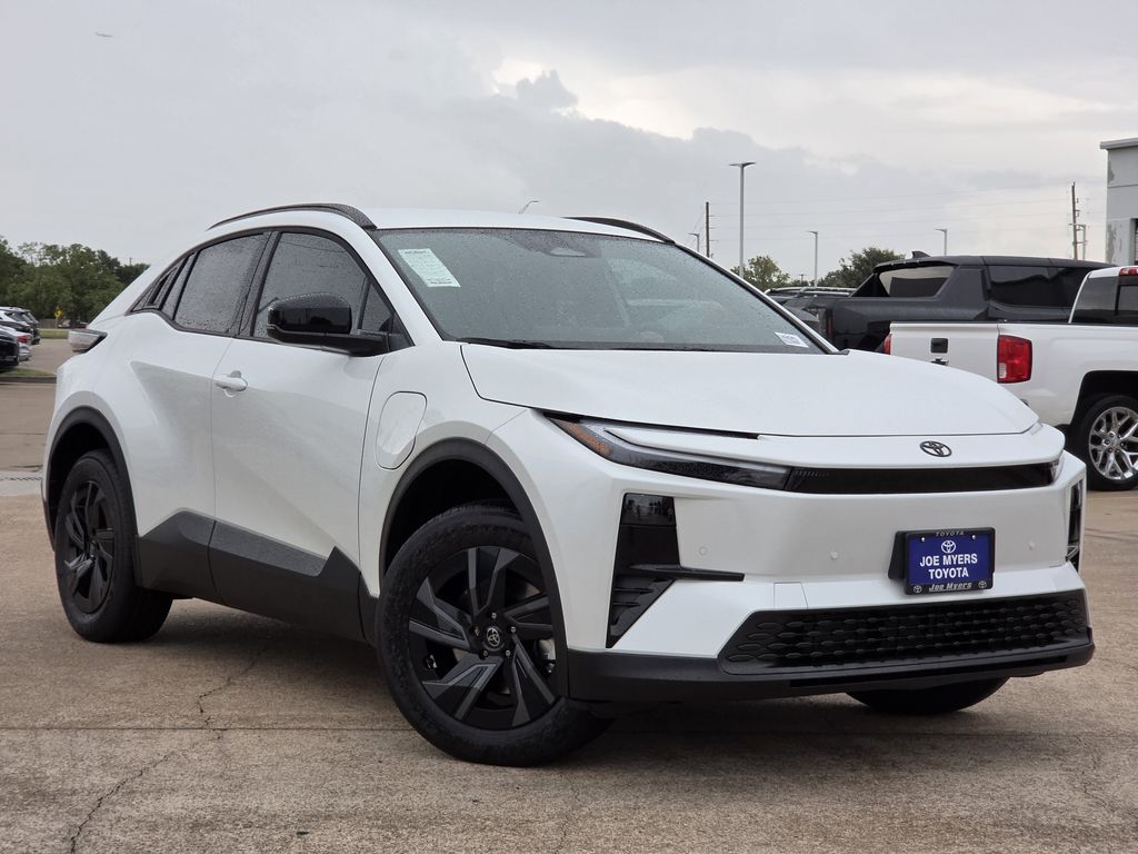 New 2026 Wind Chill Pearl Toyota SE image 2