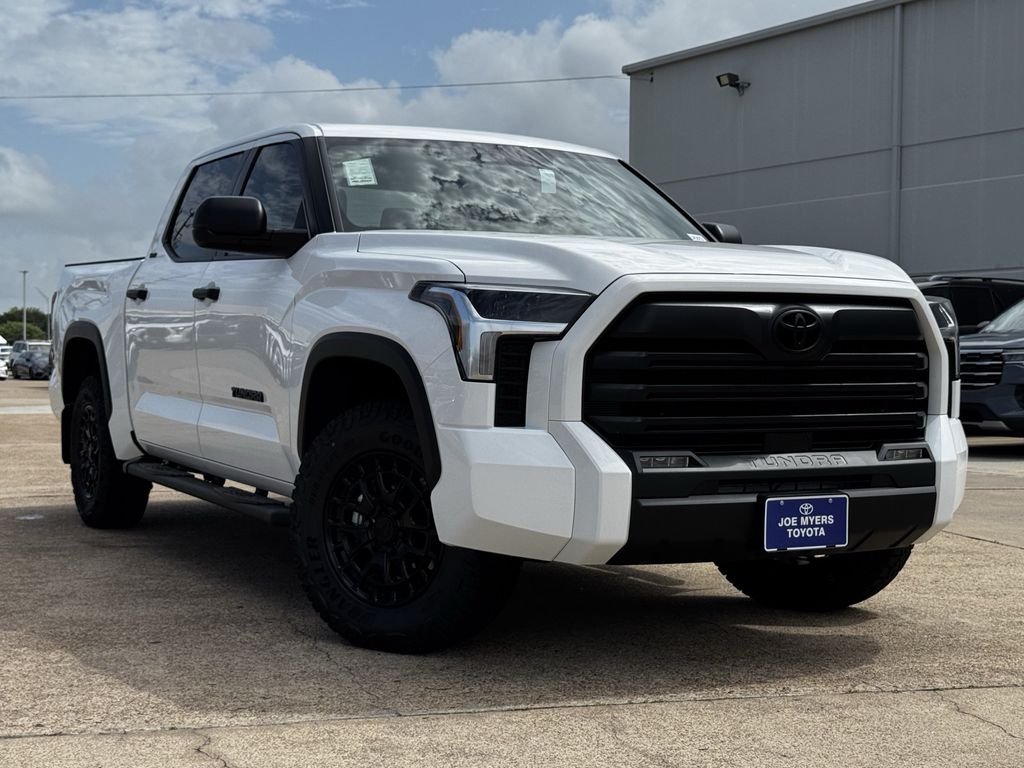 New 2026 Ice Cap Toyota SR5 image 2