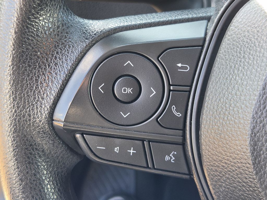 Used 2025 Ice Toyota LE image 23