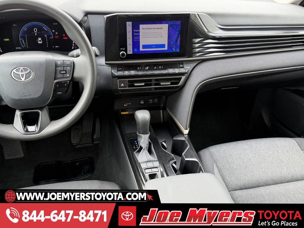 Used 2025 Ice Cap Toyota LE image 17