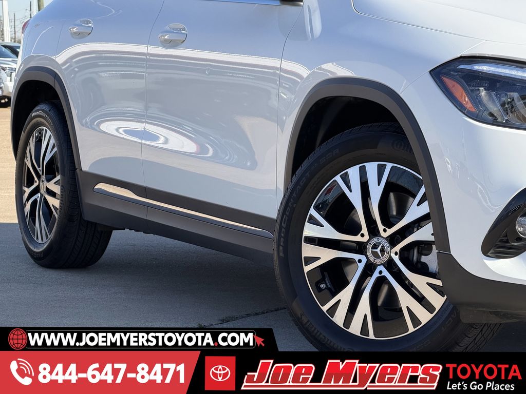 Used 2025 White Mercedes-Benz GLA 250 image 12