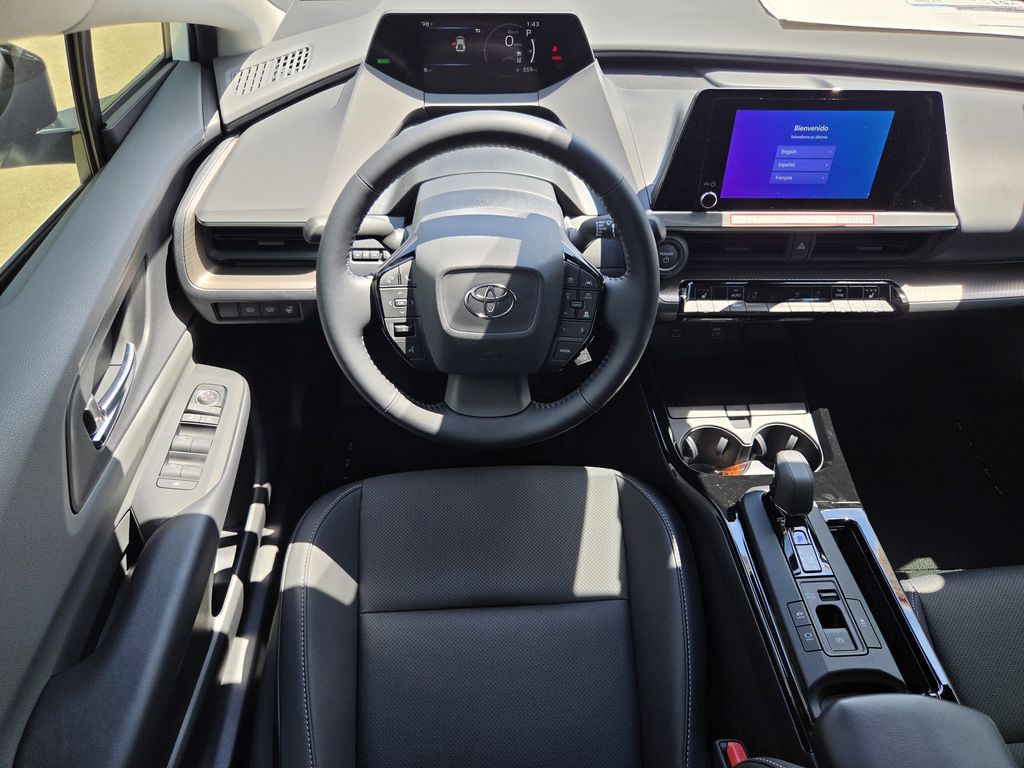 New 2027 Wind Chill Pearl Toyota XLE image 13