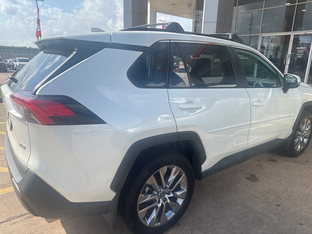 Used 2021 Toyota RAV4 XLE Premium SUV