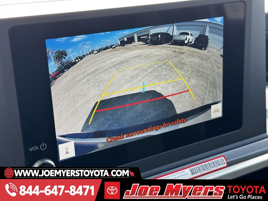 New 2026 Ice Cap Toyota SR5 image 17