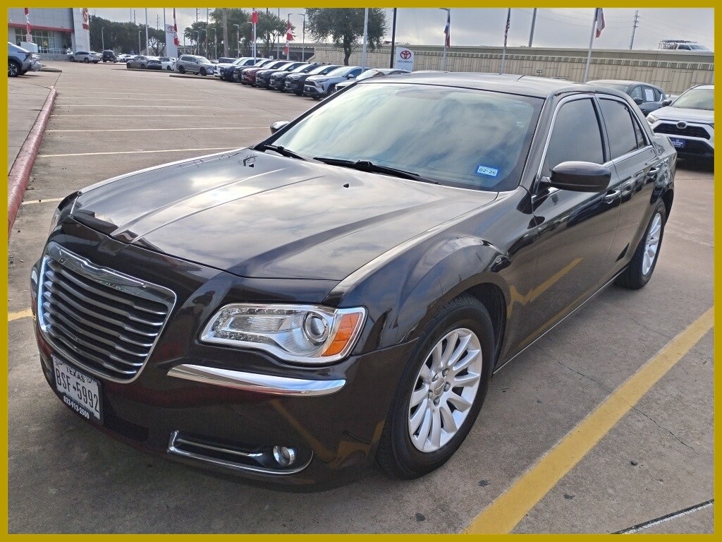 2013 Chrysler 300 Base