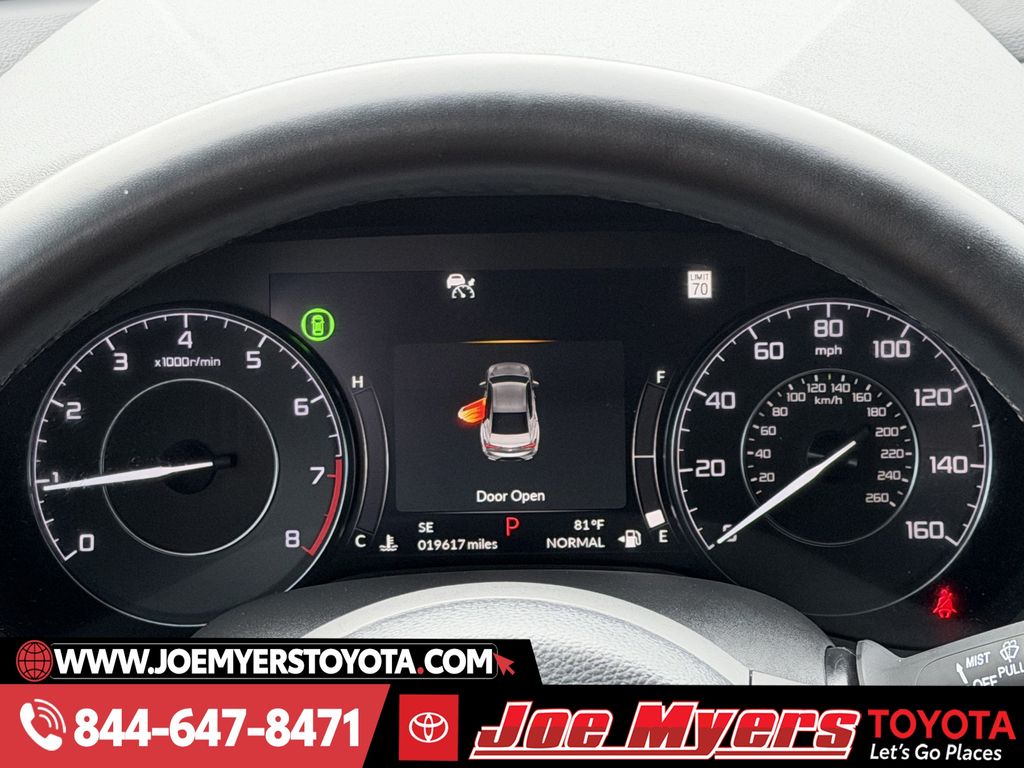 Used 2023 Majestic Black Pearl Acura Advance image 16