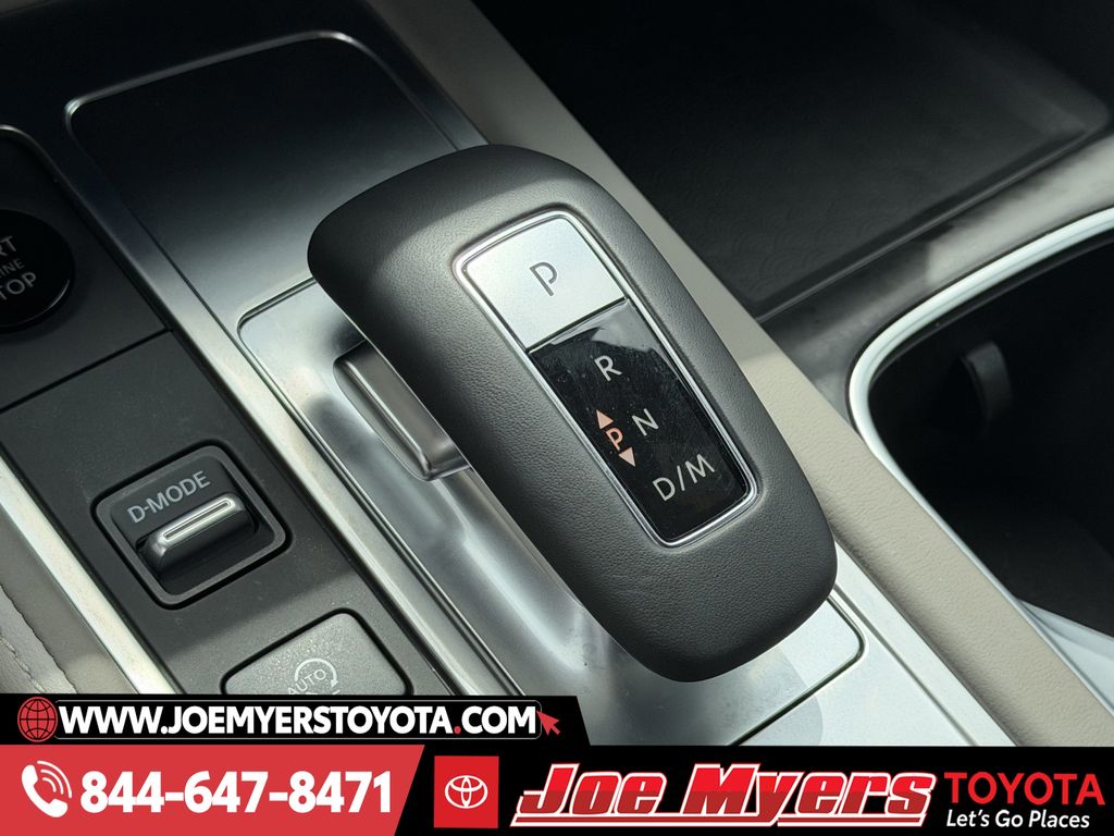 Used 2026 Deep Emerald Black Obsidian INFINITI Autograph image 21