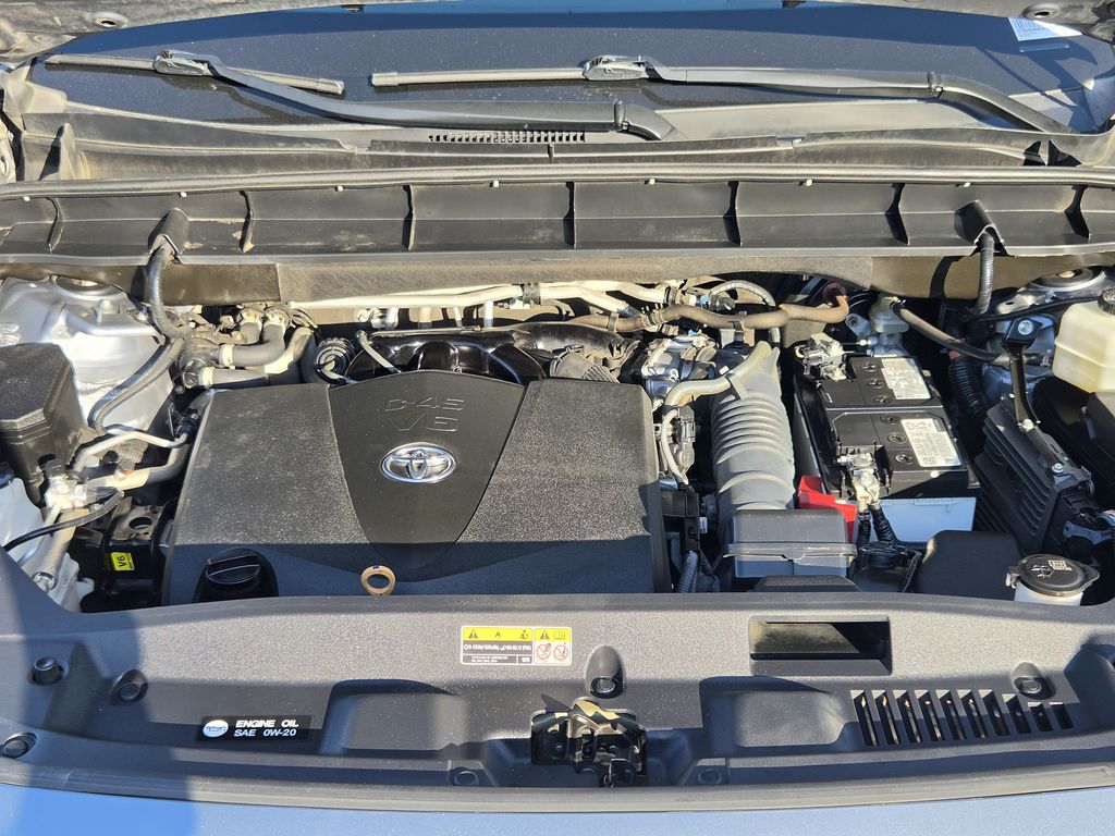 Used 2022 Moon Dust Toyota XLE image 32